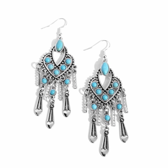 Naturally Vintage - Blue Earrings - Picture 2 of 2